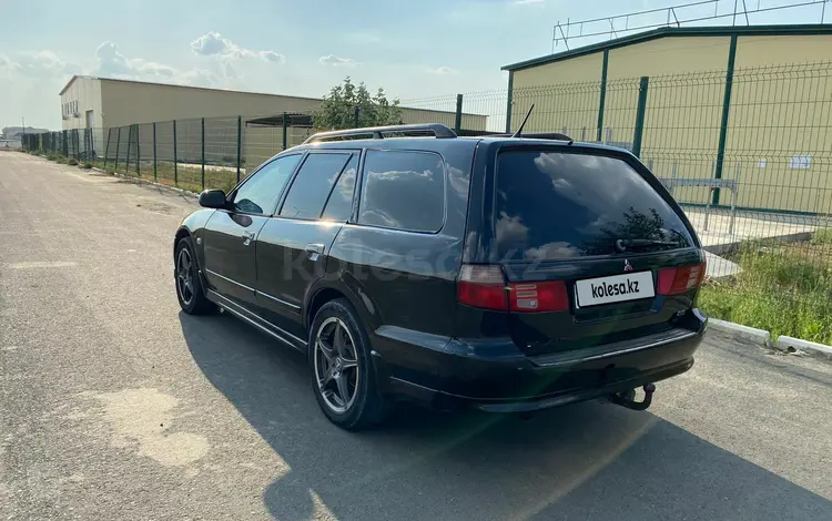 Mitsubishi Galant 2001 года за 2 000 000 тг. в Атырау