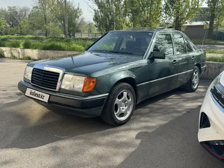 Mercedes-Benz E 230 1991 года за 2 650 000 тг. в Кызылорда – фото 4