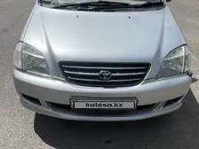 Toyota Nadia, 1999