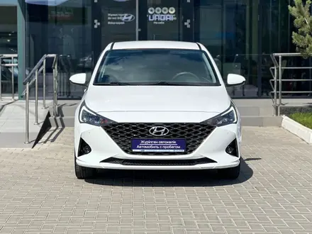 Hyundai Accent 2021 года за 6 970 000 тг. в Караганда – фото 3