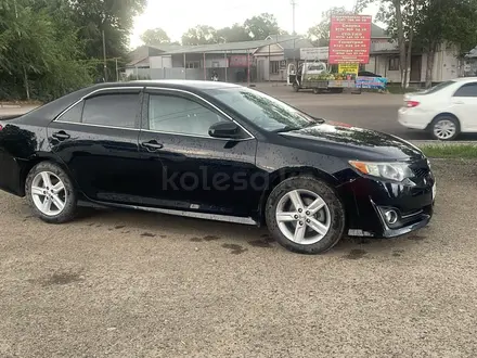 Toyota Camry 2013 года за 6 000 000 тг. в Караганда – фото 25