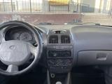 Hyundai Accent 2005 года за 2 300 000 тг. в Жанаозен – фото 3