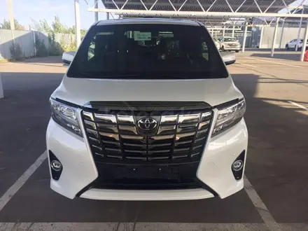 Toyota Alphard 2017 года за 32 900 000 тг. в Алматы