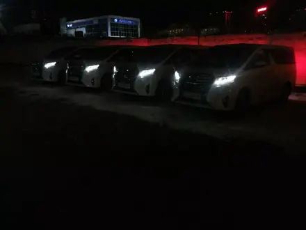Toyota Alphard 2017 года за 32 900 000 тг. в Алматы – фото 27