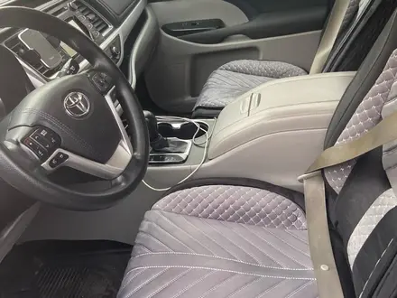 Toyota Highlander 2015 года за 14 000 000 тг. в Алматы – фото 6