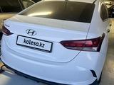 Hyundai Accent 2022 годаүшін10 000 000 тг. в Алматы – фото 2
