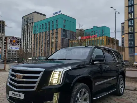 Cadillac Escalade 2017 года за 30 000 000 тг. в Атырау – фото 3