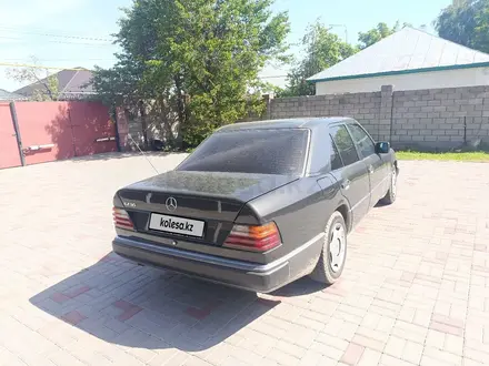 Mercedes-Benz E 230 1991 года за 2 500 000 тг. в Алматы – фото 3