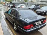 Mercedes-Benz E 320 1997 годаfor2 200 000 тг. в Астана – фото 2