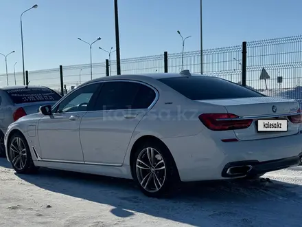 BMW 740 2017 года за 27 000 000 тг. в Астана – фото 3
