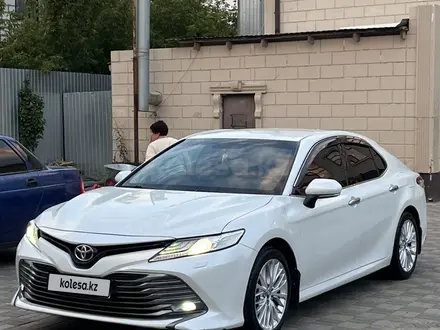 Toyota Camry 2019 года за 13 000 000 тг. в Уральск