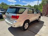 Toyota Fortuner 2006 года за 9 350 000 тг. в Караганда – фото 4