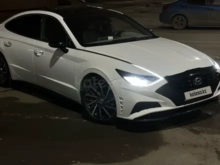Hyundai Sonata 2020 годаүшін9 900 000 тг. в Астана