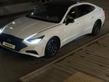 Hyundai Sonata 2020 годаүшін9 900 000 тг. в Астана – фото 2