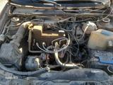 Volkswagen Passat 1995 годаүшін800 000 тг. в Атырау – фото 5
