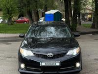 Toyota Camry 2014 годаүшін9 500 000 тг. в Алматы