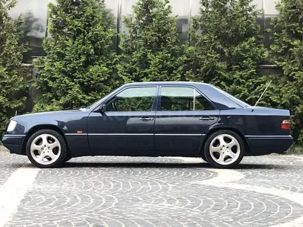 Mercedes-Benz E 280 1995 года за 3 500 000 тг. в Алматы – фото 13