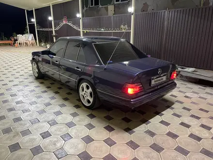 Mercedes-Benz E 280 1995 года за 3 500 000 тг. в Алматы – фото 36