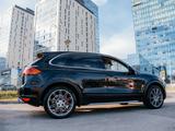 Porsche Cayenne 2010 года за 13 000 000 тг. в Астана