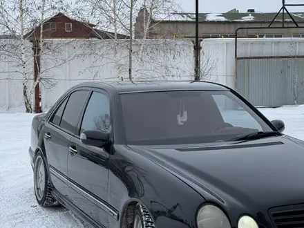 Mercedes-Benz E 280 2000 года за 4 500 000 тг. в Астана