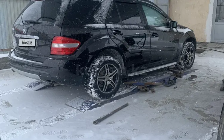 Mercedes-Benz ML 350 2005 годаүшін5 500 000 тг. в Атырау