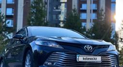 Toyota Camry 2018 года за 10 500 000 тг. в Астана