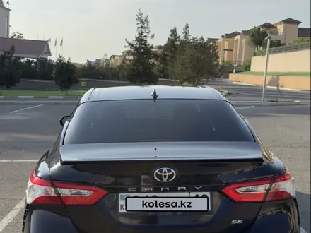 Toyota Camry 2020 года за 10 600 000 тг. в Актау – фото 3