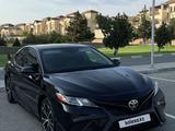 Toyota Camry 2020 года за 10 600 000 тг. в Актау
