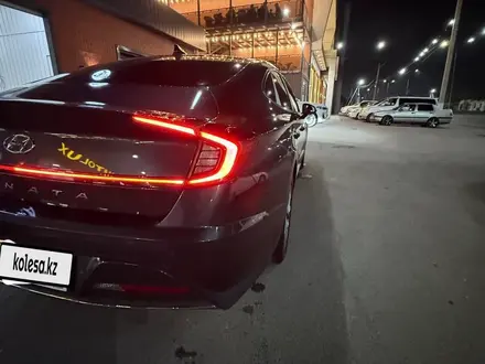 Hyundai Sonata 2021 года за 11 000 000 тг. в Алматы – фото 4