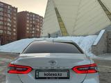 Toyota Camry 2023 года за 21 000 000 тг. в Павлодар – фото 2