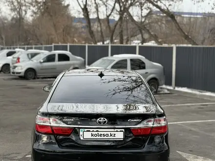 Toyota Camry 2015 года за 11 200 000 тг. в Алматы – фото 11