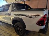 Toyota Hilux 2023 года за 24 800 000 тг. в Кульсары – фото 4