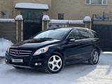 Mercedes-Benz R 350 2007 годаfor4 400 000 тг. в Астана