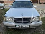 Mercedes-Benz C 180 1994 года за 1 000 000 тг. в Астана