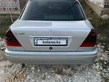 Mercedes-Benz C 180 1994 года за 1 000 000 тг. в Астана – фото 4