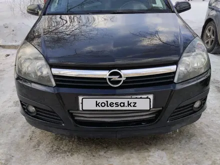 Opel Astra 2006 года за 3 000 000 тг. в Уральск – фото 4