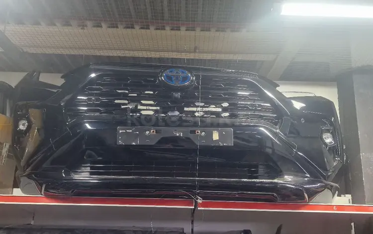 Бампер передний в сборе на Toyota Rav4 за 100 тг. в Алматы