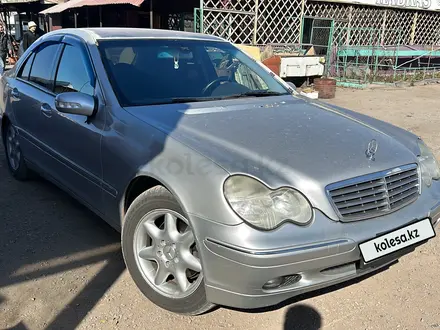 Mercedes-Benz C 240 2003 года за 3 900 000 тг. в Караганда – фото 18