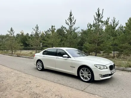 BMW 750 2014 года за 11 000 000 тг. в Алматы – фото 6