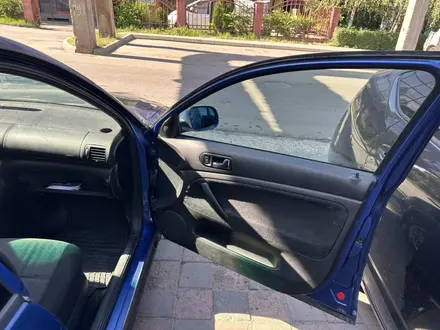 Volkswagen Passat 1997 года за 1 350 000 тг. в Алматы – фото 11