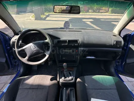 Volkswagen Passat 1997 года за 1 350 000 тг. в Алматы – фото 17