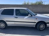 Volkswagen Golf 1993 года за 1 200 000 тг. в Туркестан – фото 3