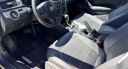 Volkswagen Passat 2014 года за 4 100 000 тг. в Атырау – фото 4