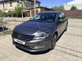 Volkswagen Passat 2014 годаүшін4 100 000 тг. в Атырау