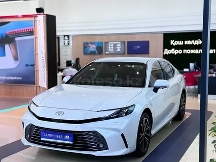 Toyota Camry Luxe 2026 года за 26 190 000 тг. в Жезказган – фото 2
