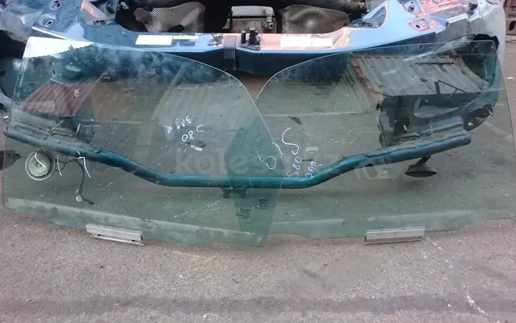 Стекло двери задней Volvo S80 за 10 000 тг. в Алматы