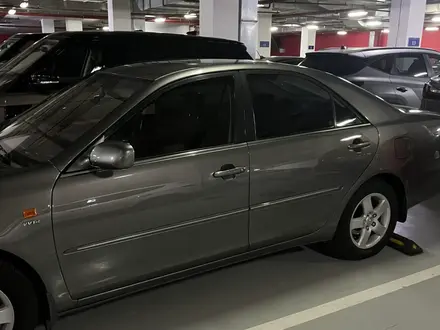 Toyota Camry 2005 года за 6 400 000 тг. в Астана – фото 2