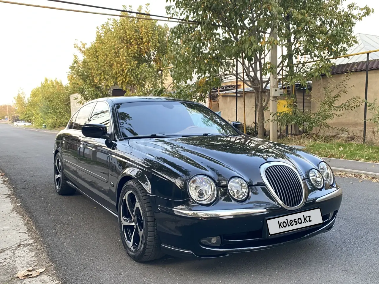 Jaguar S-Type, 2001