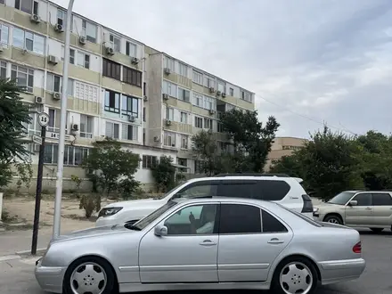 Mercedes-Benz E 320 2001 года за 4 500 000 тг. в Актау – фото 6