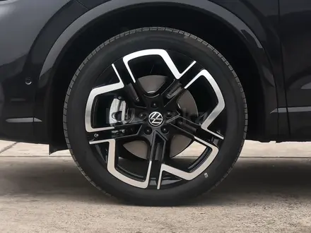 Volkswagen Tiguan 2026 года за 21 800 000 тг. в Алматы – фото 28